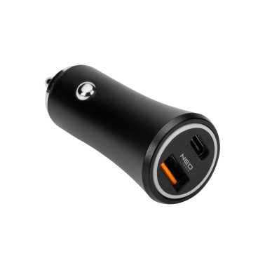 Dviejų prievadų automobilinis įkroviklis 4 Dviejų prievadų automobilinis įkroviklis 4