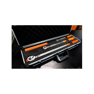 Dvigubo paspaudimo dinamometrinių veržliarakčių rinkinys. 3 vnt. - 1/4 2 Dvigubo paspaudimo dinamometrinių veržliarakčių rinkinys. 3 vnt. - 1/4 2