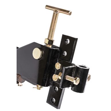 Dvipusis apverčiamas plūgas CEDRUS kultivatoriams GL05 GL06 su jungtimi 3 Dvipusis apverčiamas plūgas CEDRUS kultivatoriams GL05 GL06 su jungtimi 3