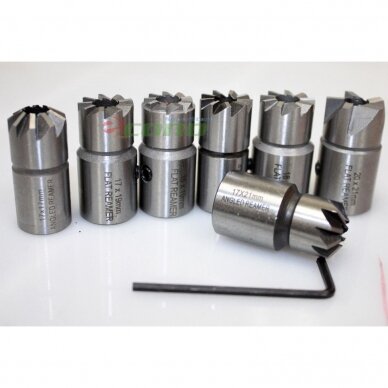 Dyzelinių purkštukų lizdų valymo rinkinys | 9 vnt. (SK8050) 1 Dyzelinių purkštukų lizdų valymo rinkinys | 9 vnt. (SK8050) 1