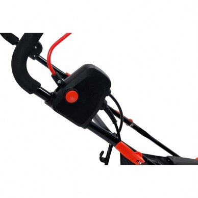 Elektrinis aeratorius / skarifikatorius Yato YT-84840, 1800W, 38cm 2 Elektrinis aeratorius / skarifikatorius Yato YT-84840, 1800W, 38cm 2