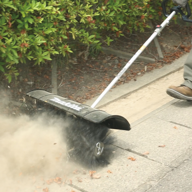 Šepetys su apsauginiu gaubtu BR400MP Makita 199319-3 1 Šepetys su apsauginiu gaubtu BR400MP Makita 199319-3 1