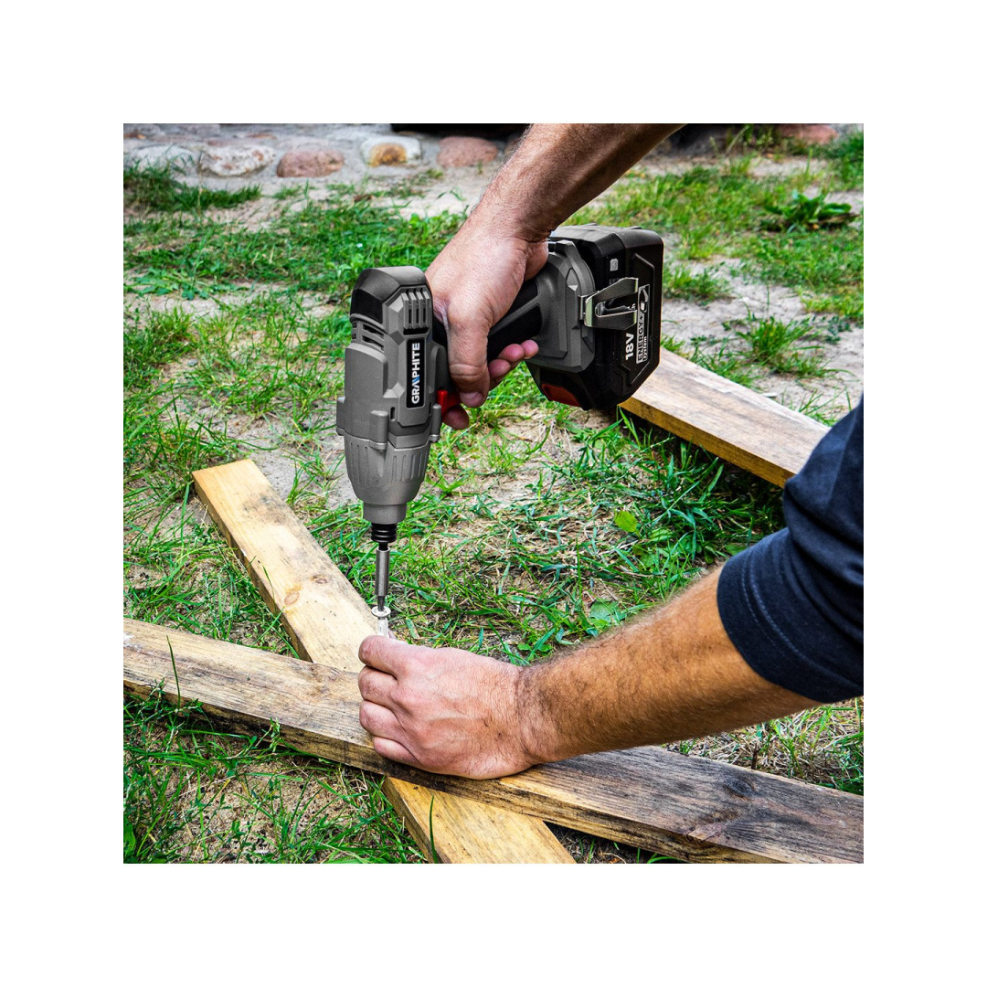 Akumuliatorinis suktuvas GRAPHITE 58G012-S15, 18V, 2.0Ah 8 Akumuliatorinis suktuvas GRAPHITE 58G012-S15, 18V, 2.0Ah 8