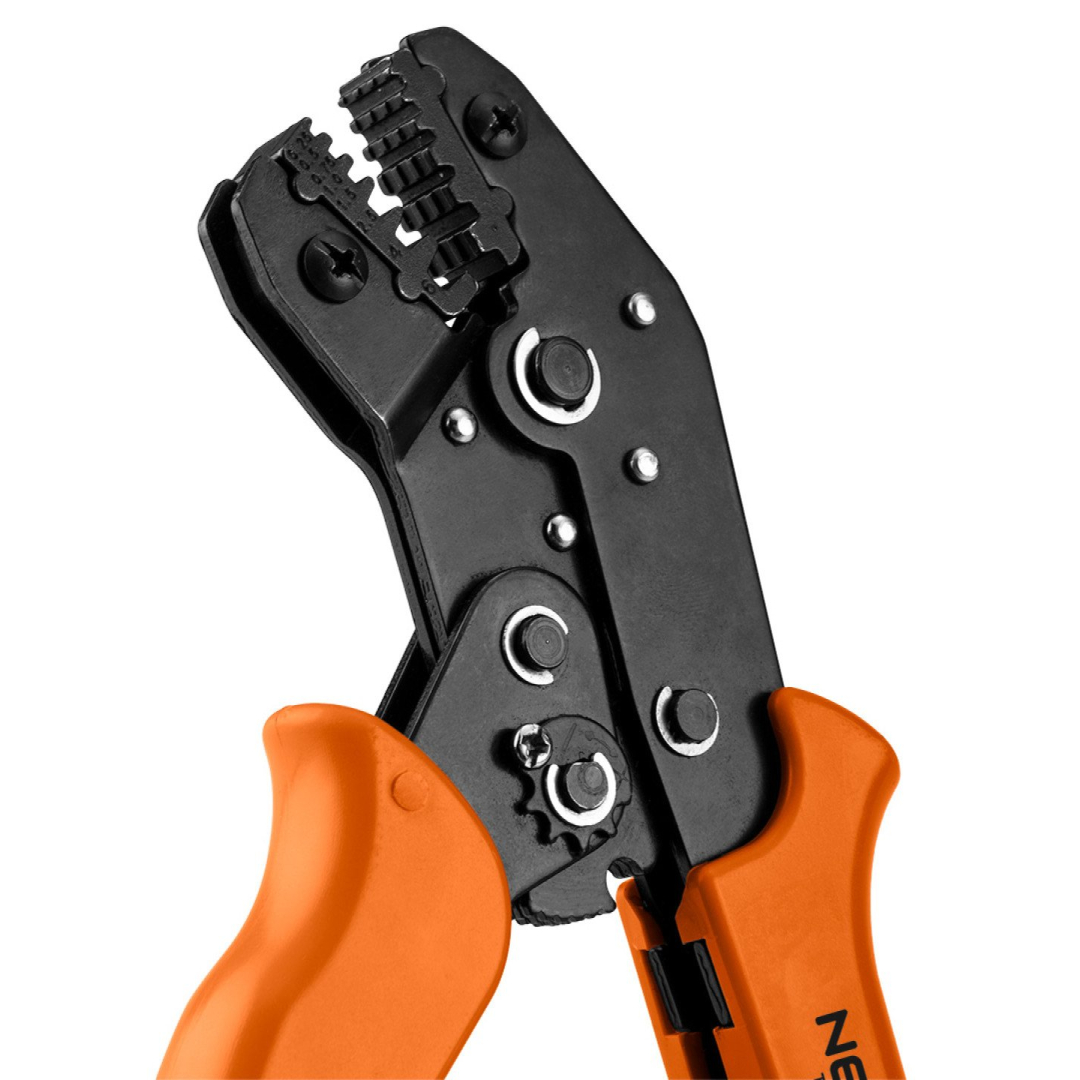 Galinių įvorių užspaudimo replės 0,25-6 mm2 7 Galinių įvorių užspaudimo replės 0,25-6 mm2 7