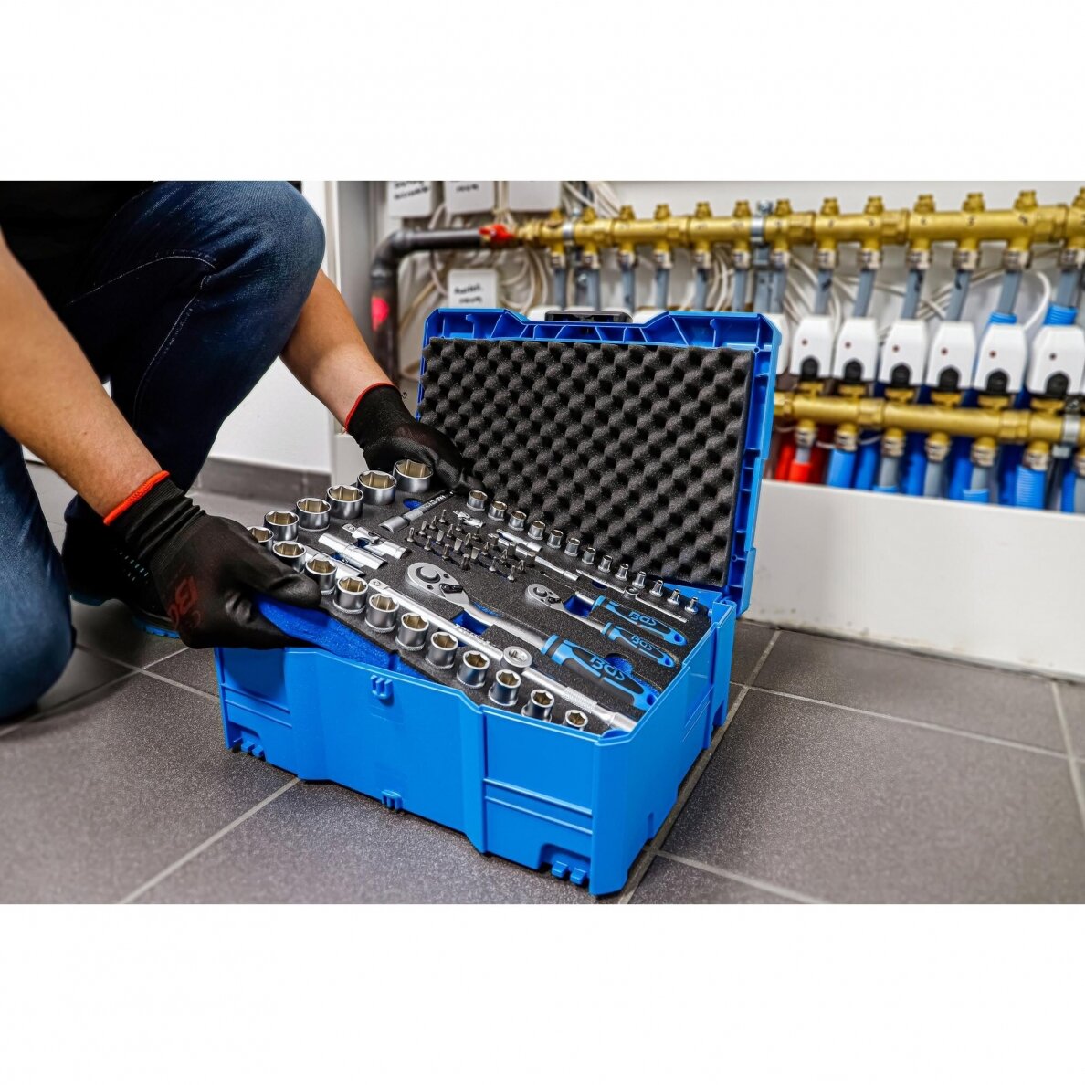 Galvutės, plaktukas, replės, atsuktuvų rinkinys | 6,3 mm (1/4") / 12,5 mm (1/2") | BGS systainer® | 77 vnt. (3357) 1 Galvutės, plaktukas, replės, atsuktuvų rinkinys | 6,3 mm (1/4") / 12,5 mm (1/2") | BGS systainer® | 77 vnt. (3357) 1