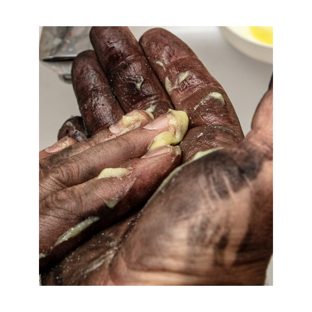 Gelinė, geltona, rankų plovimo pasta, nešvarumams pašalinti 2 Gelinė, geltona, rankų plovimo pasta, nešvarumams pašalinti 2