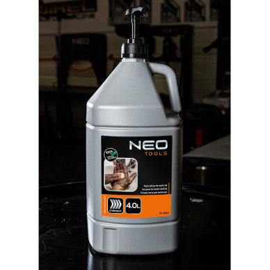 Gelis, speciali pasta rankoms plauti, sunkiai ir labai sunkiai įveikiamiems nešvarumams šalinti - 4 litrų butelis su pompa 1 Gelis, speciali pasta rankoms plauti, sunkiai ir labai sunkiai įveikiamiems nešvarumams šalinti - 4 litrų butelis su pompa 1