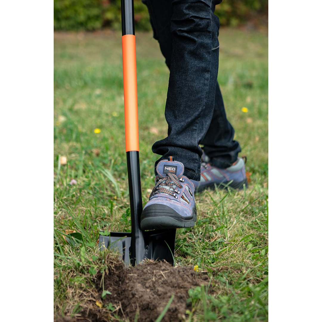 Grūdintas kastuvas, metalinė rankena, aštrus 2