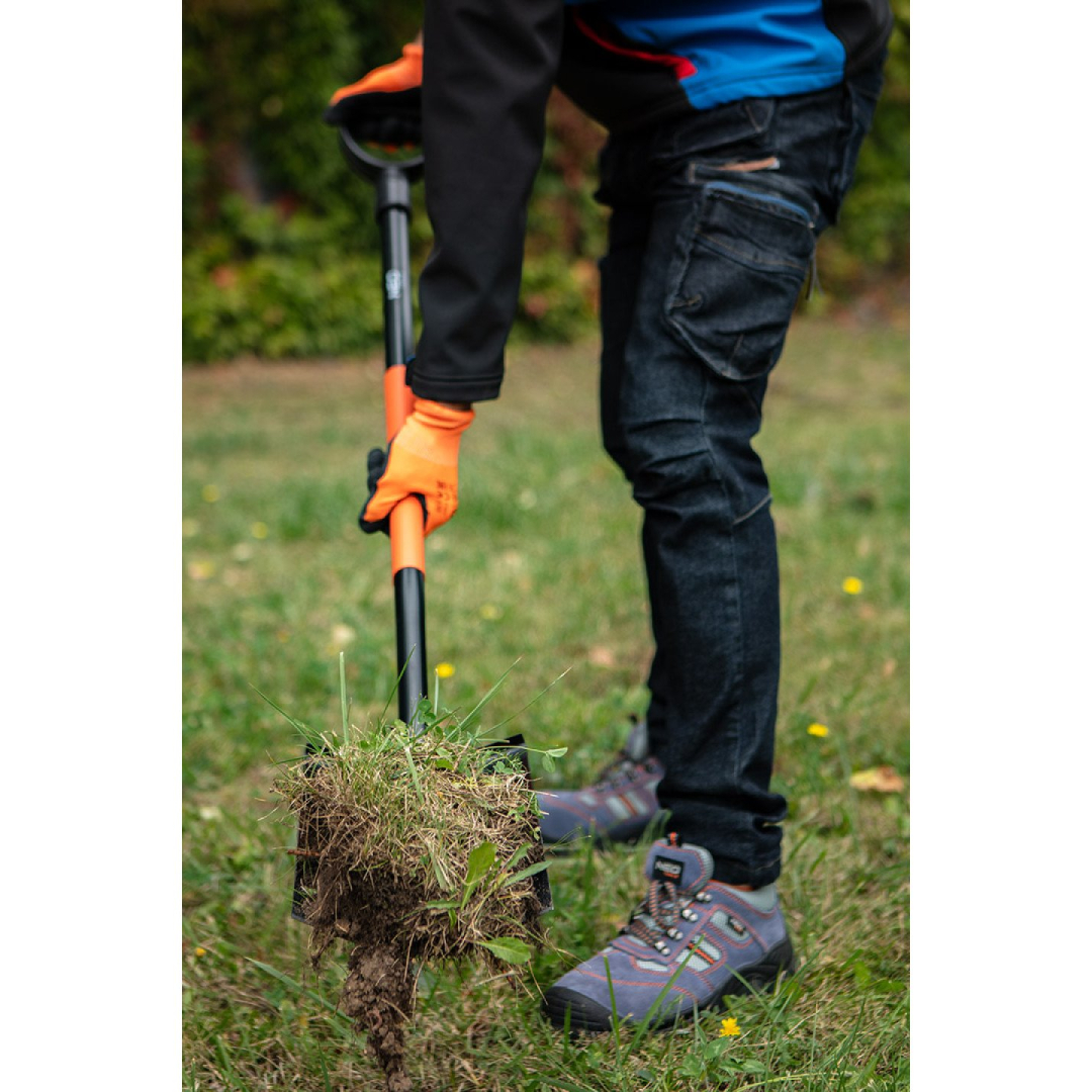 Grūdintas kastuvas su metaline rankena 2