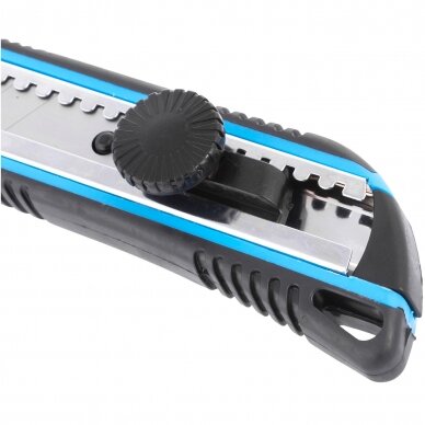 Peilis laužomomis gelęžtėmis, gumuotas,18 mm 4 Peilis laužomomis gelęžtėmis, gumuotas,18 mm 4