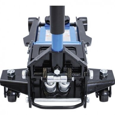 Hidraulinis domkratas ant ratukų BGS-technic 7874 3 Hidraulinis domkratas ant ratukų BGS-technic 7874 3