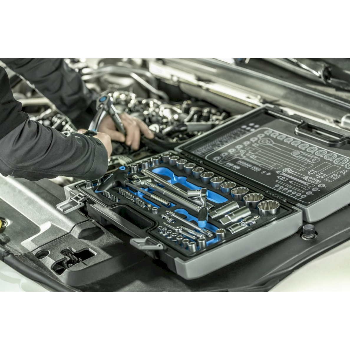 HOGERT įrankių komplektas 1/4 + 1/2 dvylikakampėmis galvomis VARIO, HT1R470 2