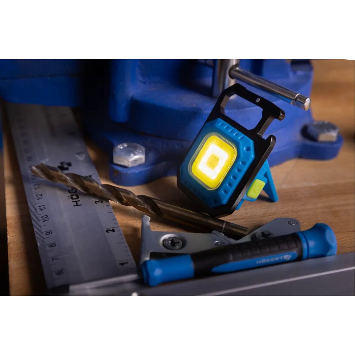 Įkraunamas LED žibintuvėlis (lempa) 4 Įkraunamas LED žibintuvėlis (lempa) 4