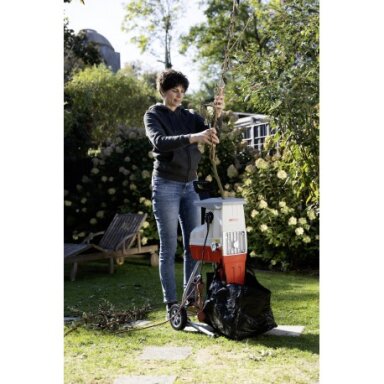 Ikra elektrinis šakų smulkintuvas 3 kW, iki 44 mm šakoms, 50 l krepšys, ILH 3000 S