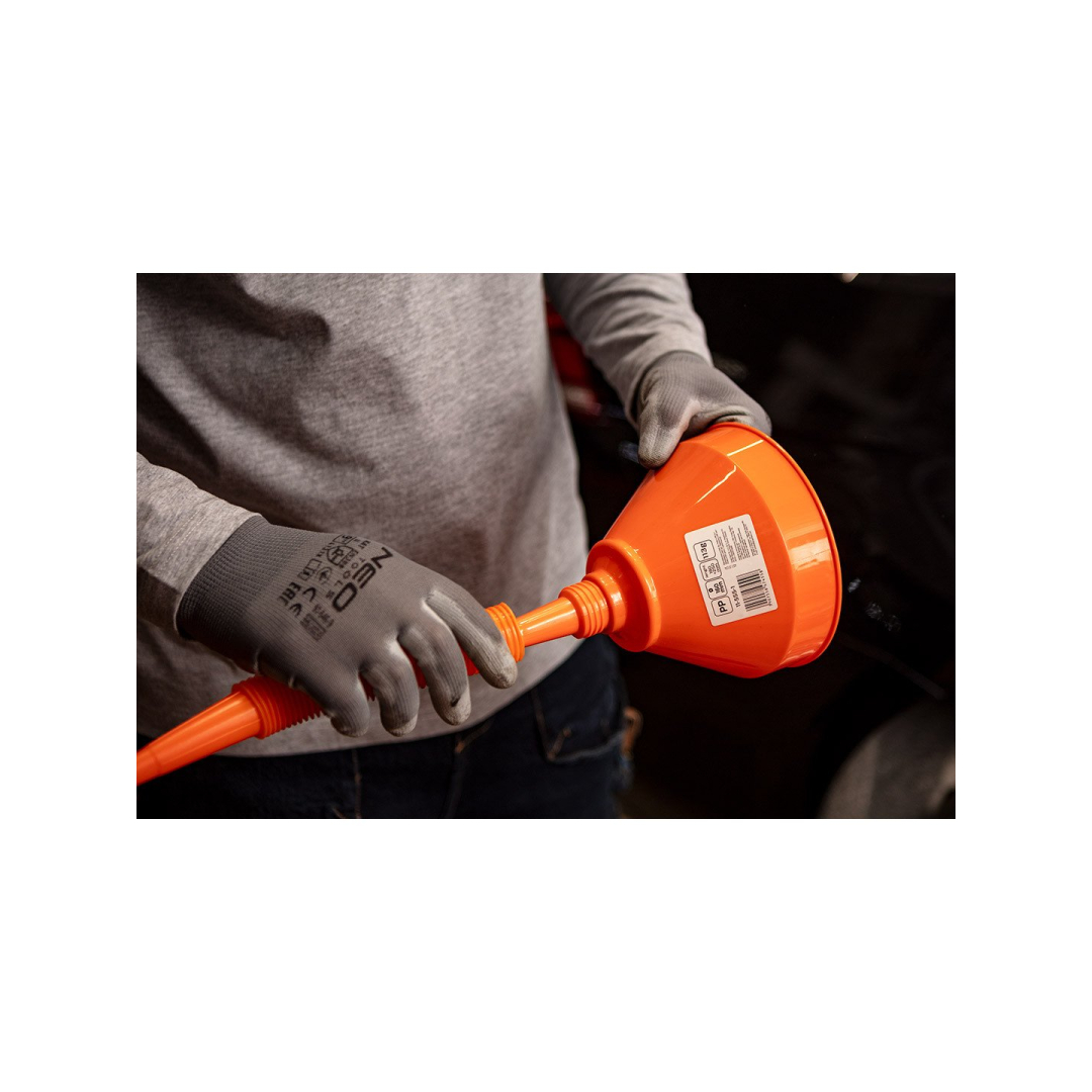 Ilgas piltuvas su lanksčiu galu 2 Ilgas piltuvas su lanksčiu galu 2