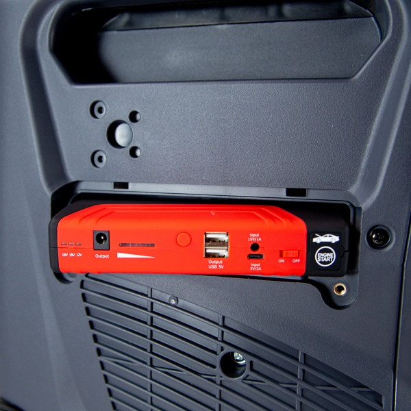 Inverterinis nešiojamas benzininis generatorius CFMOTO i45E, 4.5 kW 9 Inverterinis nešiojamas benzininis generatorius CFMOTO i45E, 4.5 kW 9