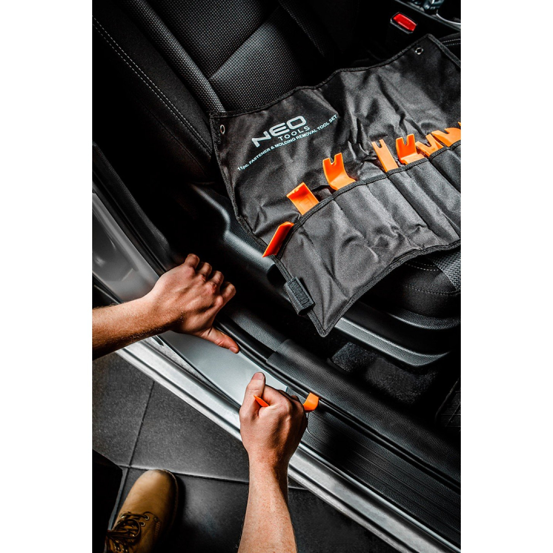 Įrankių rinkinys panėlei montuoti 11 vnt. 2 Įrankių rinkinys panėlei montuoti 11 vnt. 2