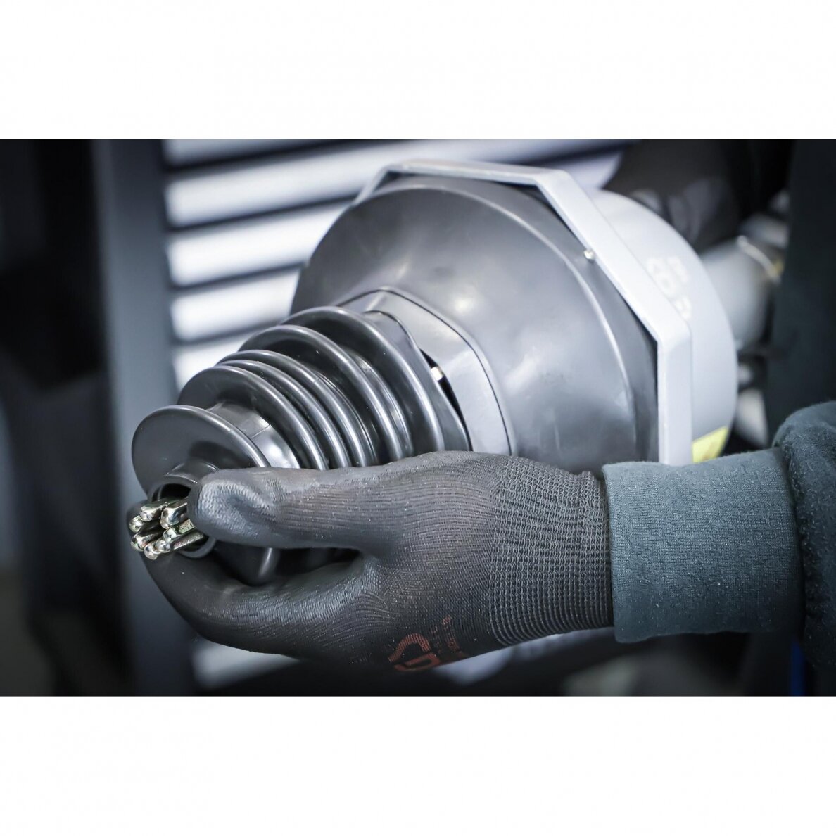 Įrankis pusašių gumoms uždėti orinis | 25 - 115 mm (162) 1 Įrankis pusašių gumoms uždėti orinis | 25 - 115 mm (162) 1