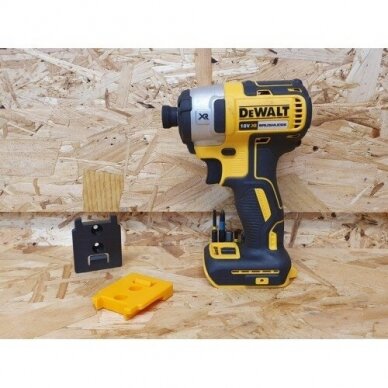 Įrankių laikikliai StealthMounts TM-DW18-BLK-4, skirti "Dewalt" 18V/20V "Flexvolt", 4 vnt. 2 Įrankių laikikliai StealthMounts TM-DW18-BLK-4, skirti "Dewalt" 18V/20V "Flexvolt", 4 vnt. 2
