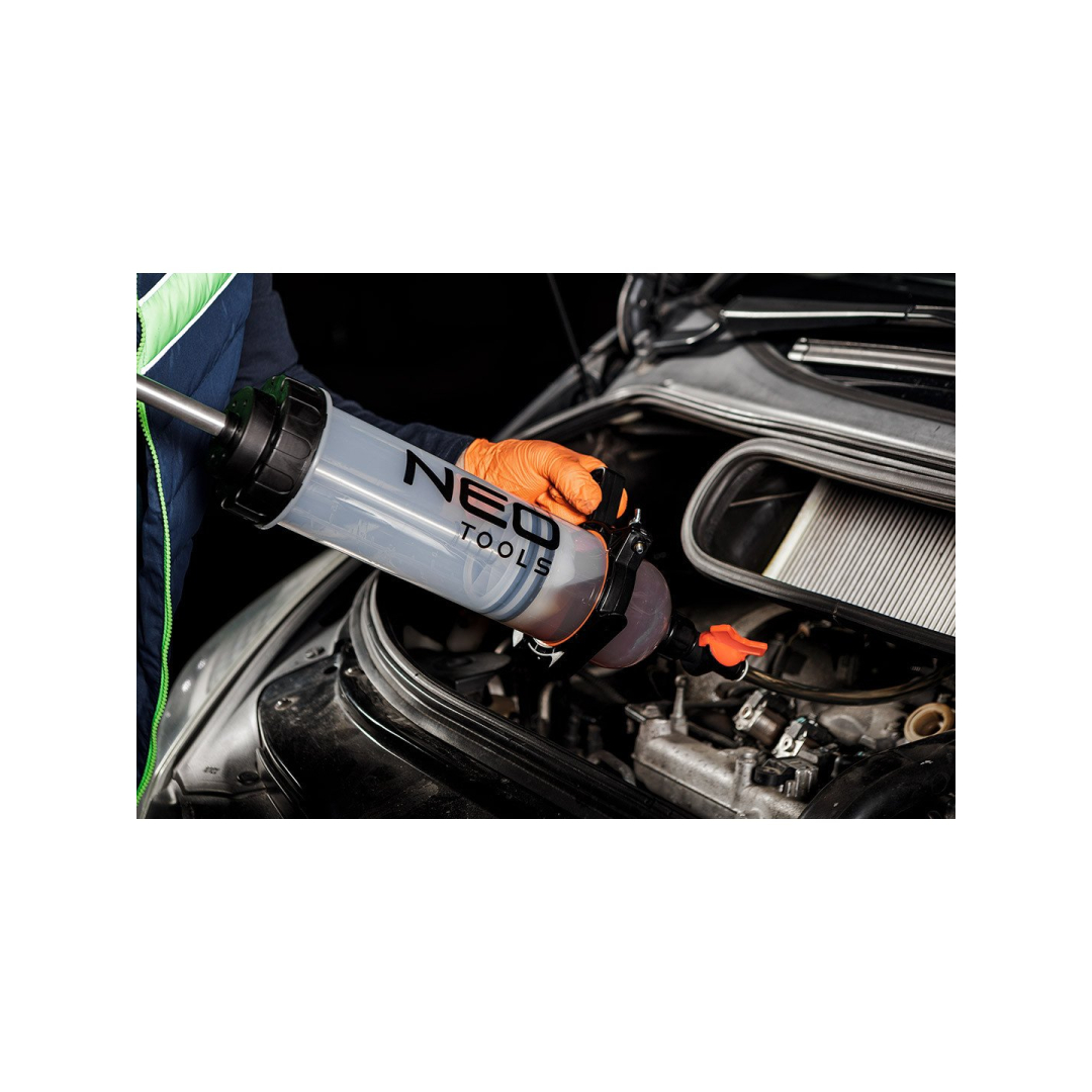 Išsiplėtimo skysčio švirkštas 1500ml 4 Išsiplėtimo skysčio švirkštas 1500ml 4