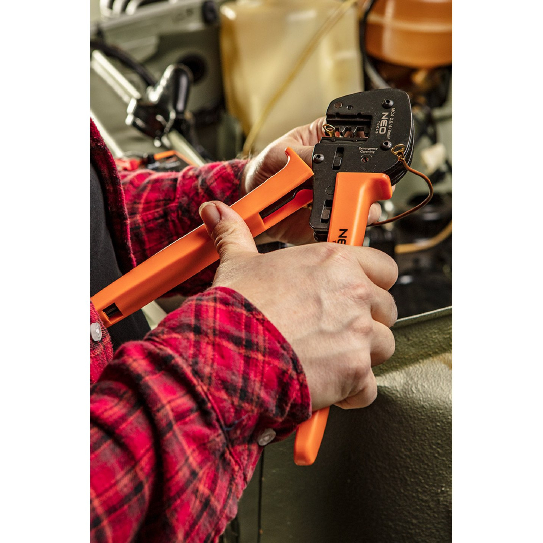 Jungčių MC4 užspaudimo replės 2 Jungčių MC4 užspaudimo replės 2