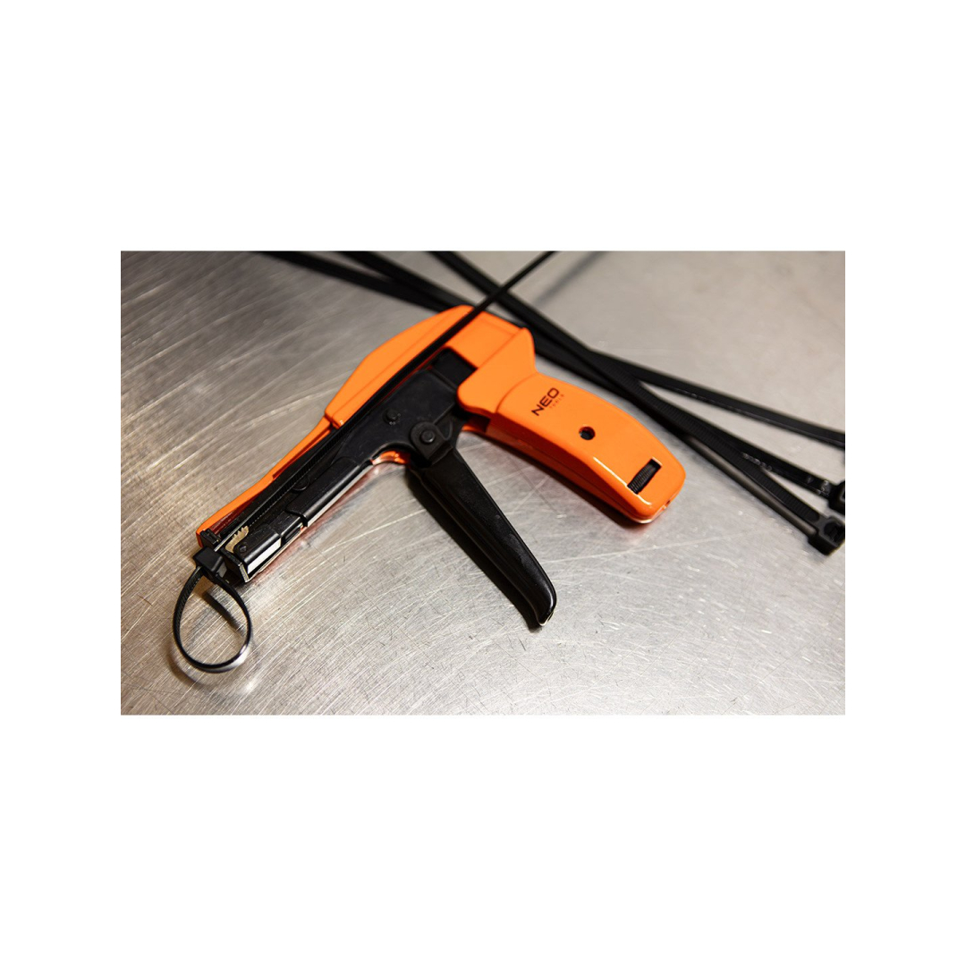 Kabelių surišimo pistoletas 4 Kabelių surišimo pistoletas 4