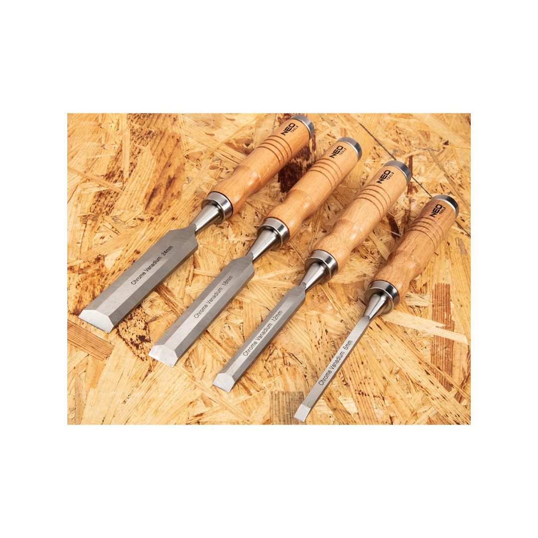 Kaltai 6, 12, 18, 24 mm, rinkinys iš 4 vnt. Medinė rankena 2