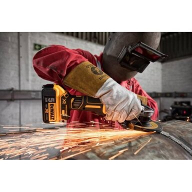 Akumuliatorinis kampinis šlifuoklis Dewalt DCG405P1-QW 18V (1x5Ah) Akumuliatorinis kampinis šlifuoklis Dewalt DCG405P1-QW 18V (1x5Ah)