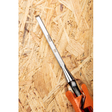 Kaltai 6, 12, 18, 24, rinkinys iš 4 vnt. Dviejų komponentų rankena. Supakuota į dėklą 6 Kaltai 6, 12, 18, 24, rinkinys iš 4 vnt. Dviejų komponentų rankena. Supakuota į dėklą 6