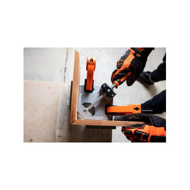 Kampinis spaustukas 4