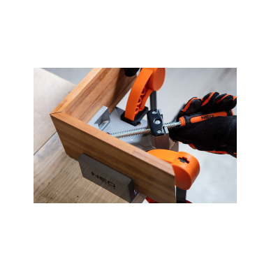 Kampinis spaustukas 5 Kampinis spaustukas 5