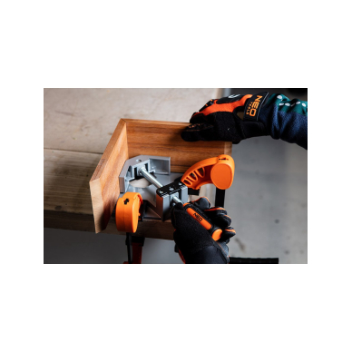 Kampinis spaustukas 7