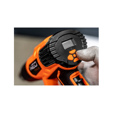 Karšto oro pistoletas 2000 W, temperatūros reguliatorius I: 50ºC, II: 70-600ºC 2 Karšto oro pistoletas 2000 W, temperatūros reguliatorius I: 50ºC, II: 70-600ºC 2