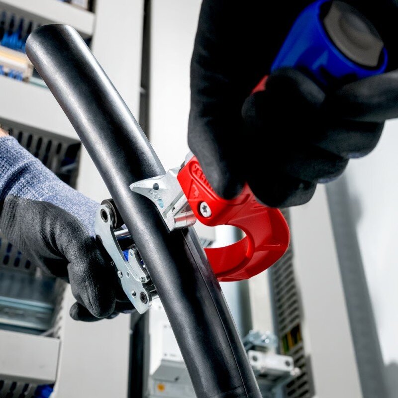 Kabelių nužievinimo įrankis KNIPEX STX60 1 Kabelių nužievinimo įrankis KNIPEX STX60 1