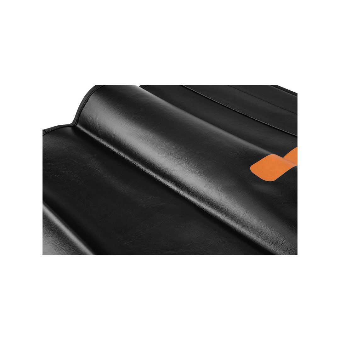 Kėbulo dangtelis NEO, magnetinis, automobilio ratų išpjova 2 Kėbulo dangtelis NEO, magnetinis, automobilio ratų išpjova 2