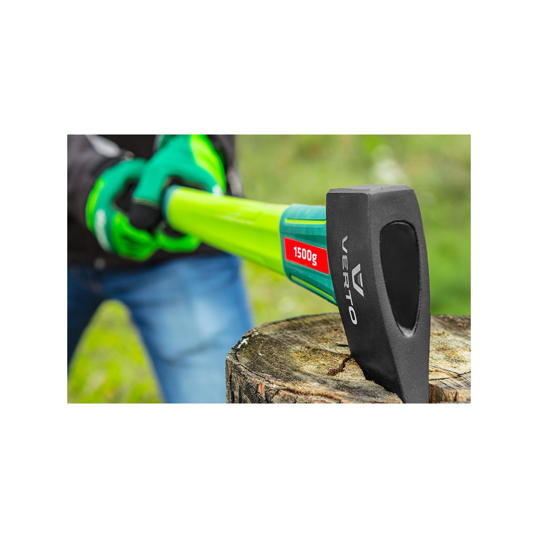 Kirvis 2500g, galva 1500g, stiklo pluošto rankena 2 Kirvis 2500g, galva 1500g, stiklo pluošto rankena 2