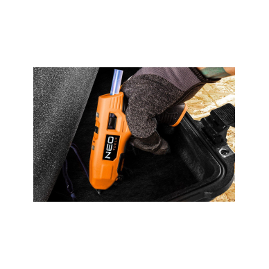 Klijų pistoletas 11 mm, 4 V, maitinamas iš USB 1 Klijų pistoletas 11 mm, 4 V, maitinamas iš USB 1