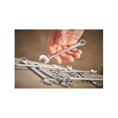 Kombinuotas veržliaraktis 18 mm 2 Kombinuotas veržliaraktis 18 mm 2