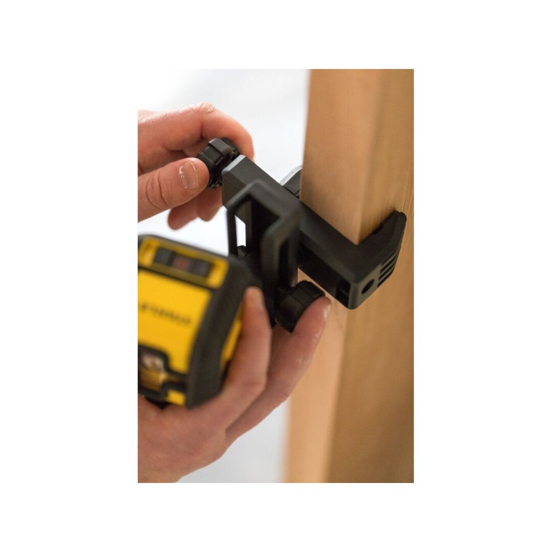 Kryžminis lazerinis Cubix next Generation - raudonas Rinkinys su kojom ir priedais 1