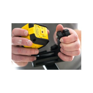 Kryžminis lazerinis Cubix next Generation - žalias Rinkinys su kojom ir priedais 1 Kryžminis lazerinis Cubix next Generation - žalias Rinkinys su kojom ir priedais 1