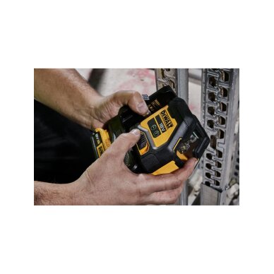Kryžminis lazerinis nivelyras 18 V (be akumuliatoriaus ir pakrovėjo) DCLE34021N-XJ DeWALT 6