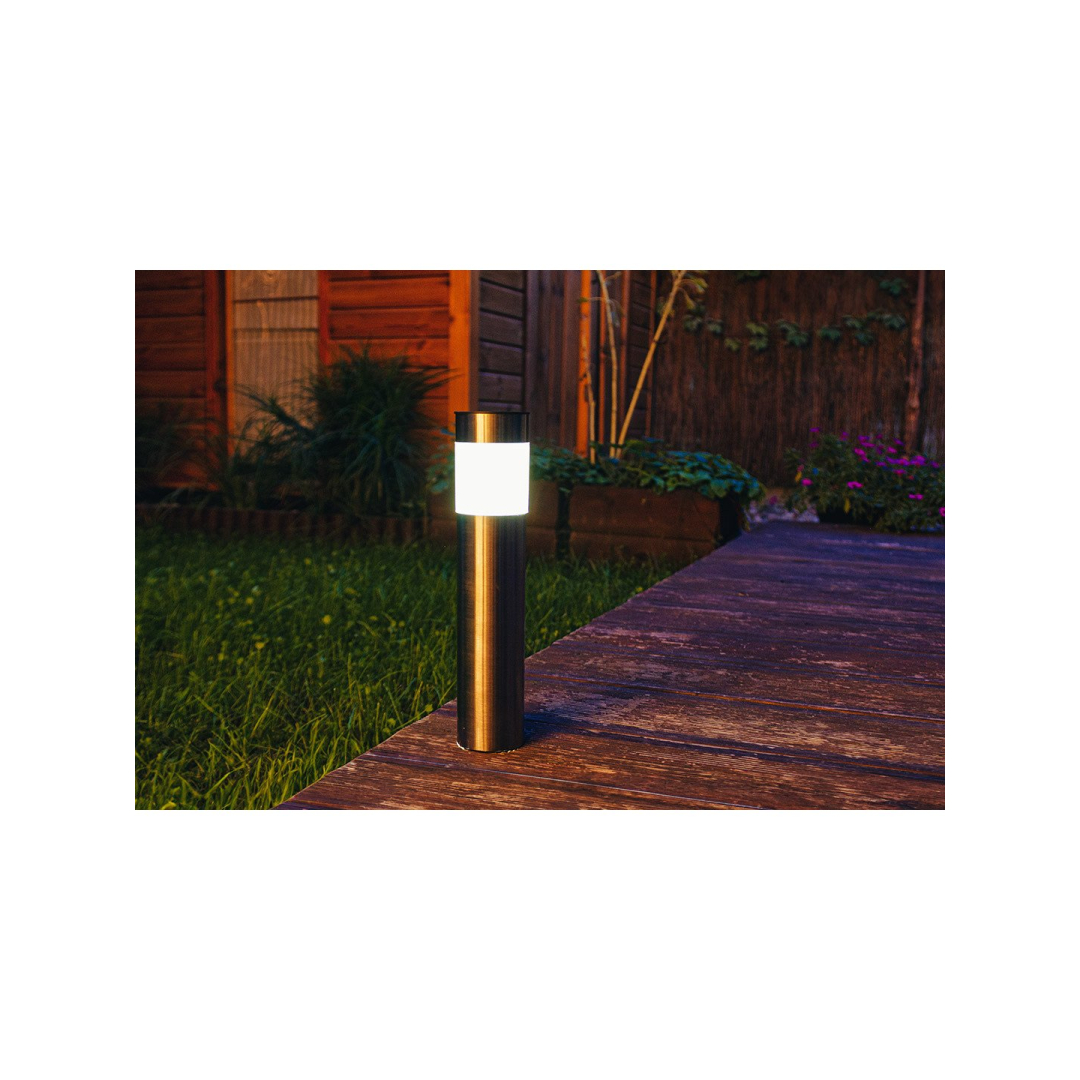 LED saulės sodo stulpas 8 LED saulės sodo stulpas 8