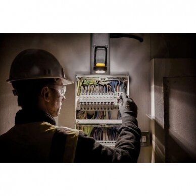 LED darbo lempa ir žibintuvėlis DeWalt DCL182-XJ, USB-C, 1000lm 1 LED darbo lempa ir žibintuvėlis DeWalt DCL182-XJ, USB-C, 1000lm 1