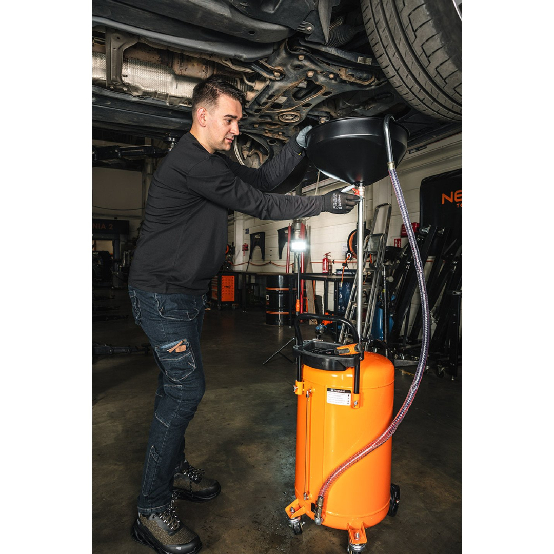 Mobilus alyvos skimeris, maitinamas gravitacijos jėga NEO 2 Mobilus alyvos skimeris, maitinamas gravitacijos jėga NEO 2