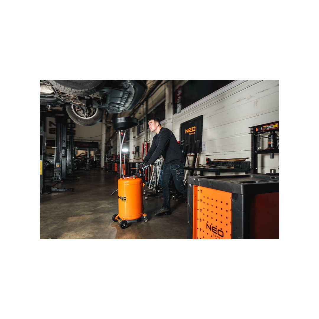 Mobilus alyvos skimeris, maitinamas gravitacijos jėga NEO  3