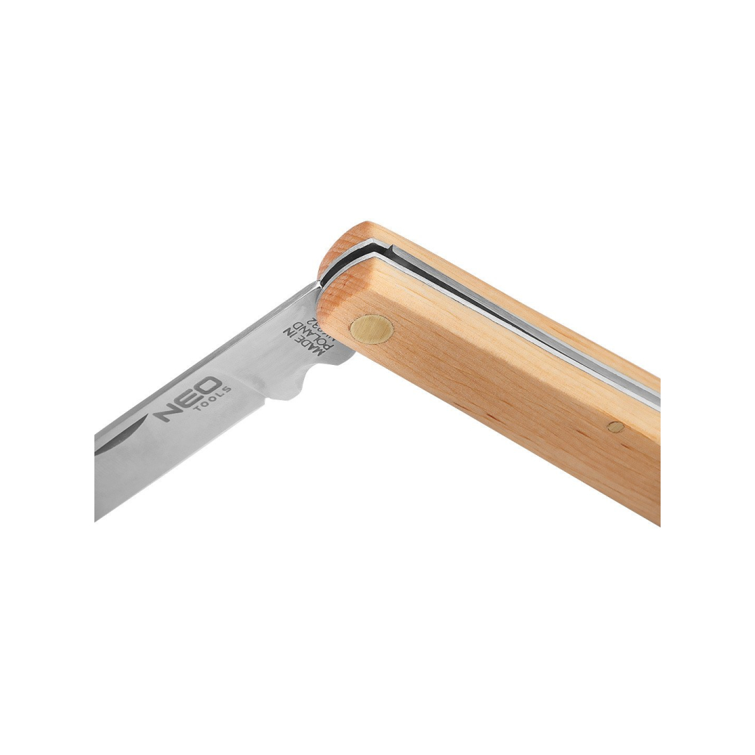 Montuotojo peilis su mediniu dangteliu 6