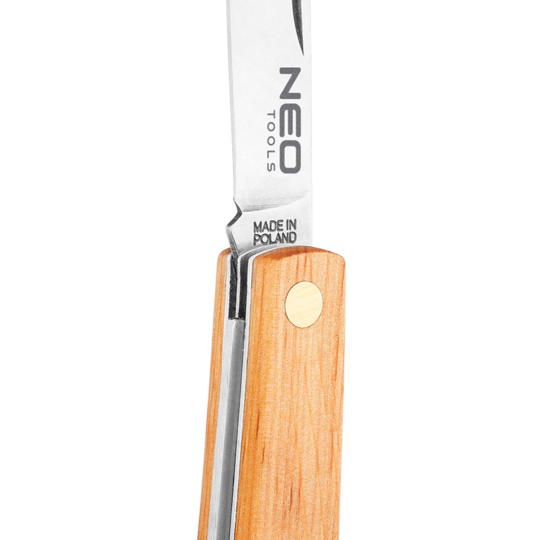 Montuotojo peilis su mediniu iešmelio dangteliu 7