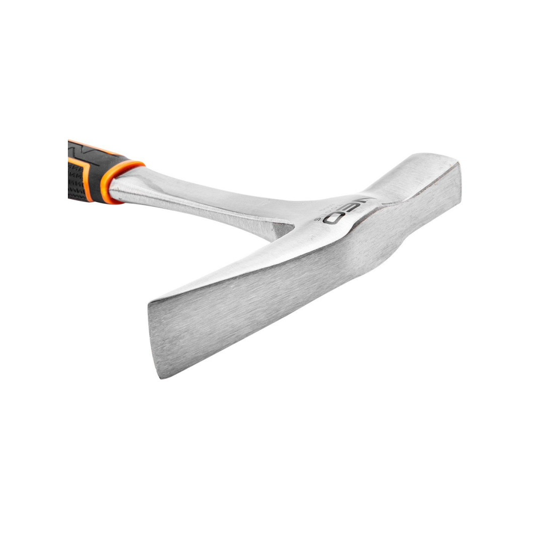 Mūrinis plaktukas (siauras) 600 g, monoblokas, bimaterialinė rankena 1 Mūrinis plaktukas (siauras) 600 g, monoblokas, bimaterialinė rankena 1