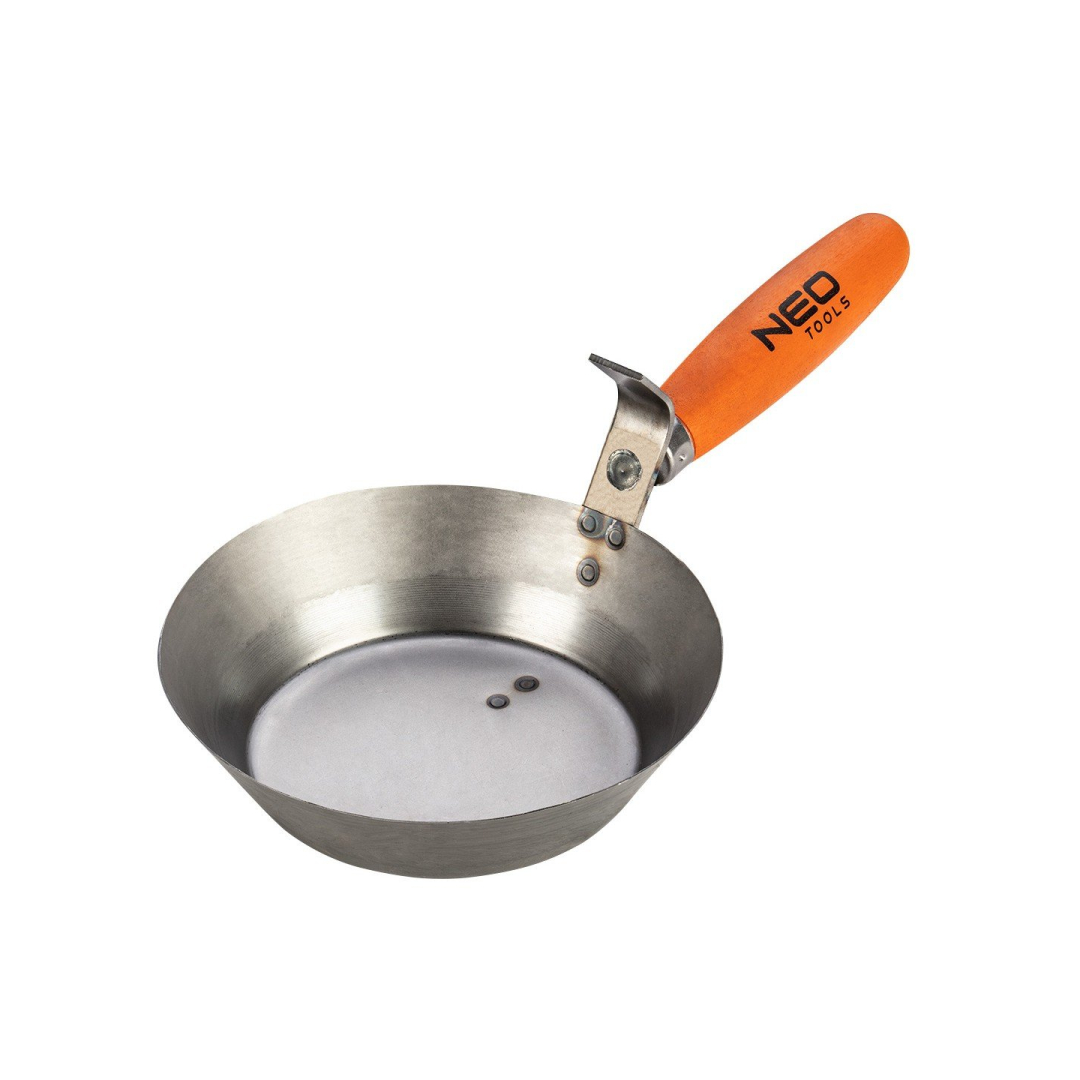 Mūro semtuvėlis, 170 mm, medine rankena Mūro semtuvėlis, 170 mm, medine rankena