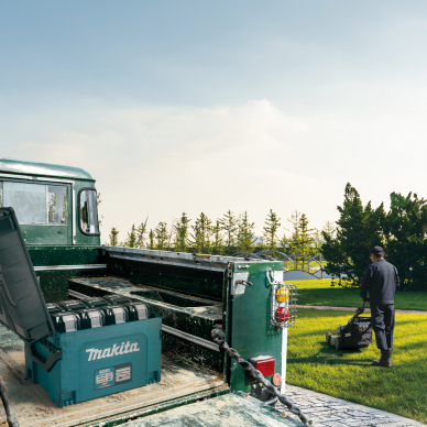 Akumuliatoriaus įkrovimo lagaminas XGT ® Makita BCC01, 1914U3-7 15 Akumuliatoriaus įkrovimo lagaminas XGT ® Makita BCC01, 1914U3-7 15